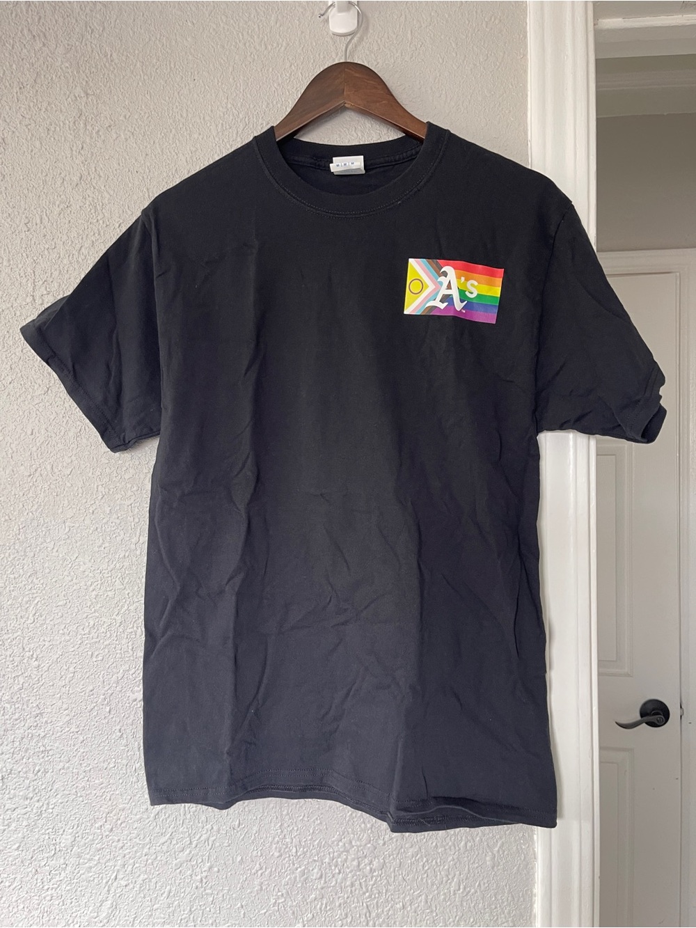 Oakland A’s Pride Month 2023 Rainbow Graphic T Shirt Black Medium MLB